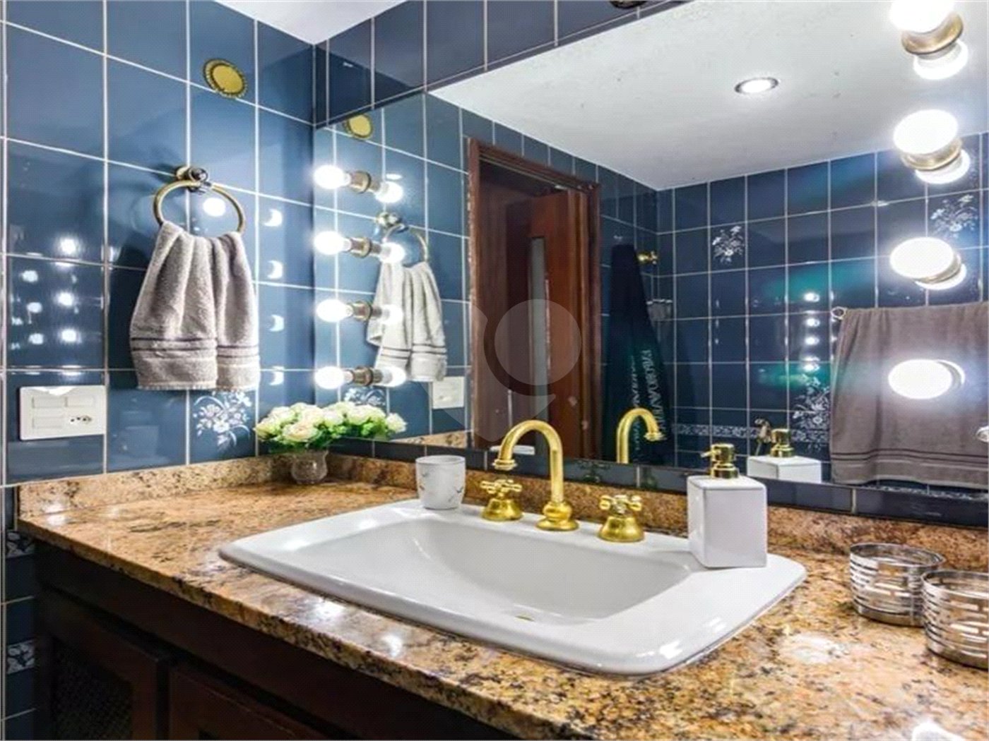 Apartamento à venda com 4 quartos, sendo 3 suítes, em Vila Andrade, São Paulo, SP