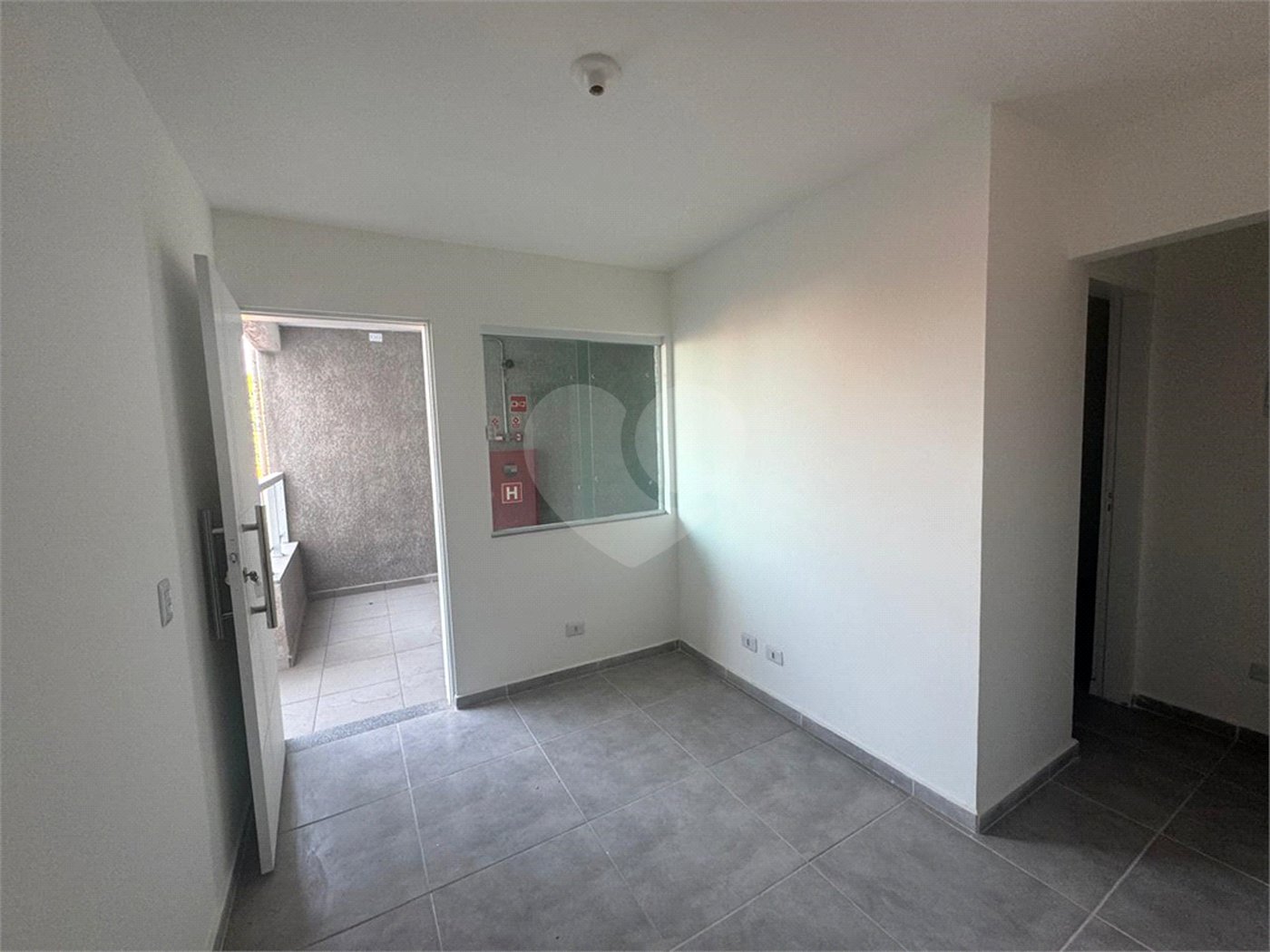 Apartamento à venda com 2 quartos em Tremembé, São Paulo, SP