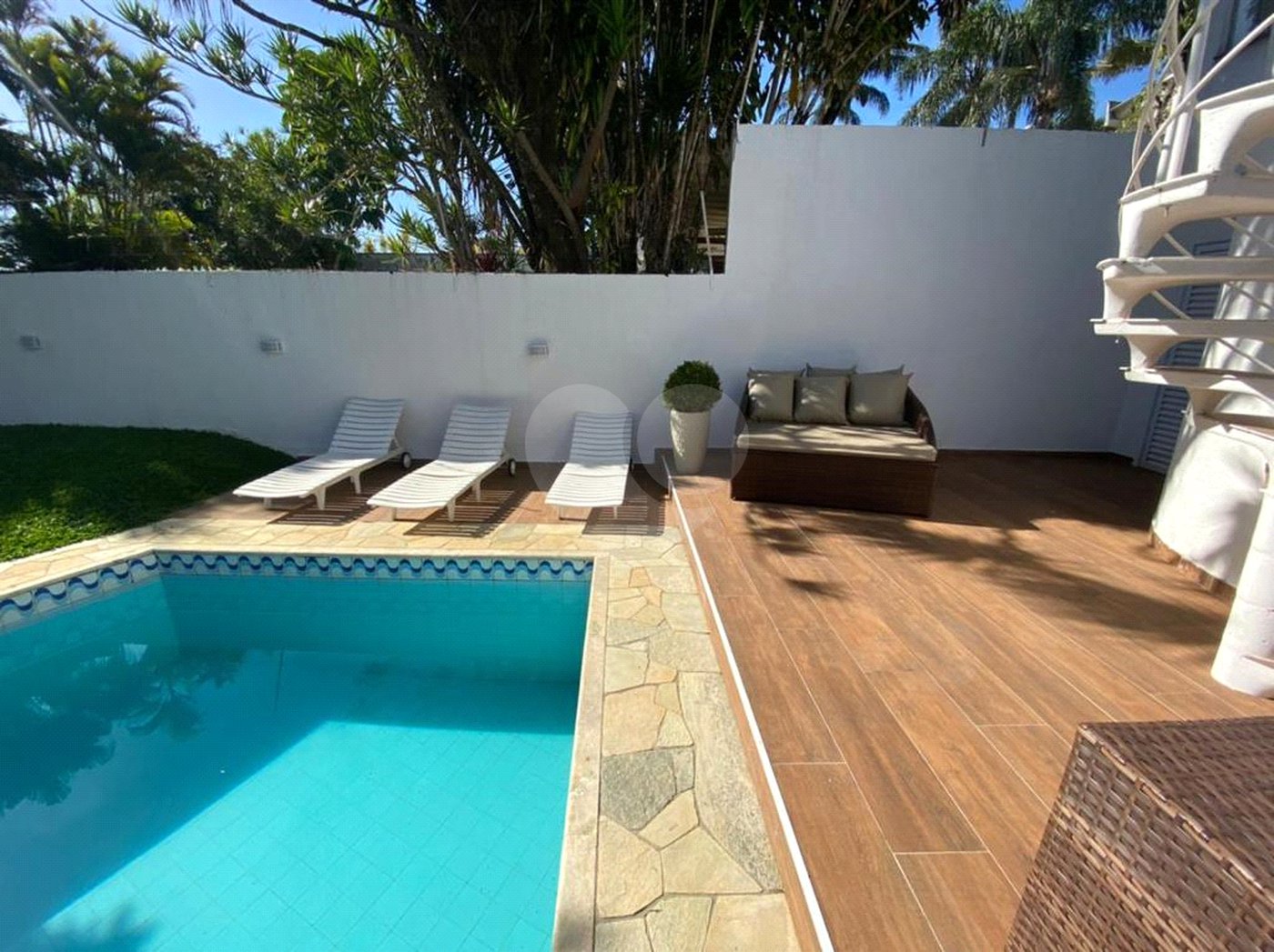 Casa à venda com 4 suítes em Vila Oliveira, Mogi das Cruzes, SP