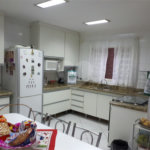 Casa à venda ou para alugar com 3 quartos, sendo 1 suíte, em Horto, São Paulo, SP