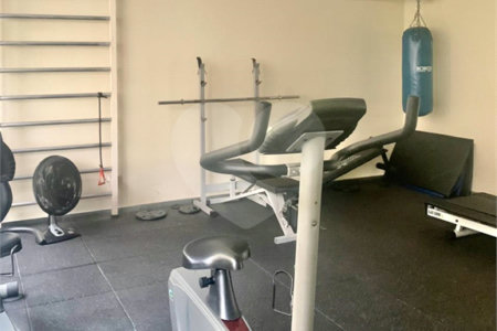 Apartamento à venda com 2 quartos, sendo 1 suíte,  em Real Parque, São Paulo, SP