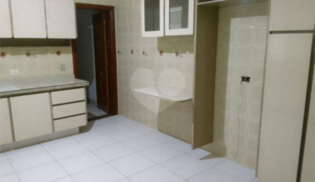 Casa à venda com 2 quartos, sendo 1 suíte,  em Parada Inglesa, São Paulo, SP