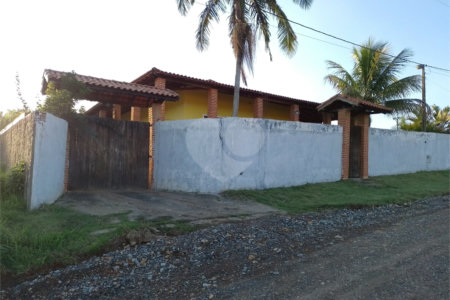 Chácara à venda com 3 quartos, sendo 1 suíte, no Centro, Porangaba, SP