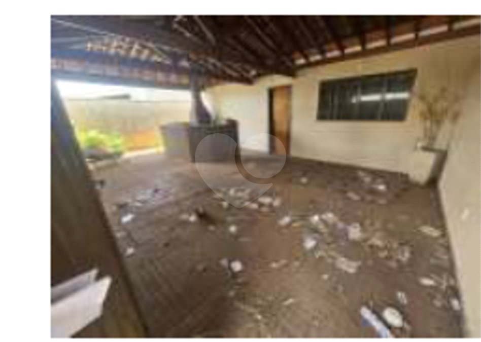 Casa à venda com 3 quartos em Residencial Azulville II, Matão, SP