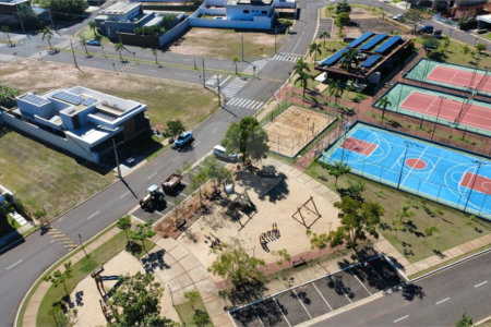Terreno à venda no condomínio Residencial Villa Dumont, Três Lagoas - MS