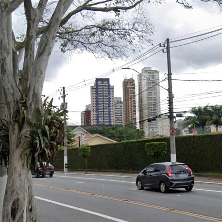 Terreno à venda no condomínio Jd Leonor, São Paulo - SP