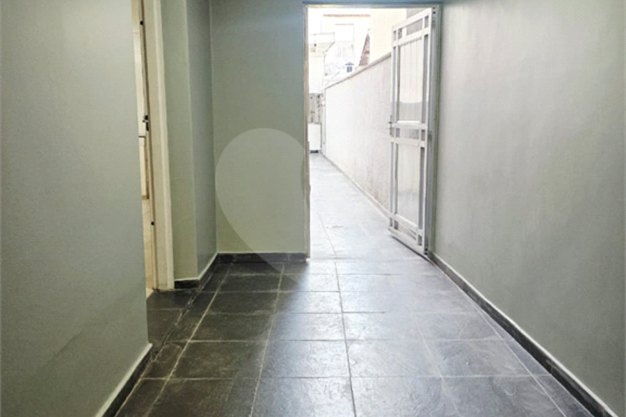 Sobrado à venda com 4 quartos, sendo 1 suíte, em Vila Guilherme, São Paulo, SP