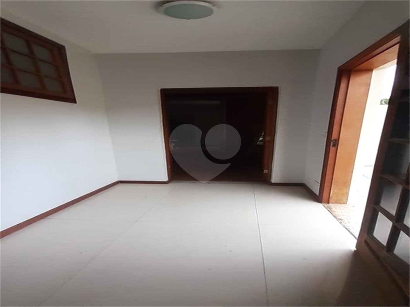 Casa à venda com 3 quartos, sendo 2 suítes, em Olho D'água, Mairiporã, SP