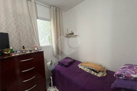 Casa à venda com 3 quartos, sendo 1 suíte,  no condomínio Capigaí, São Paulo - SP
