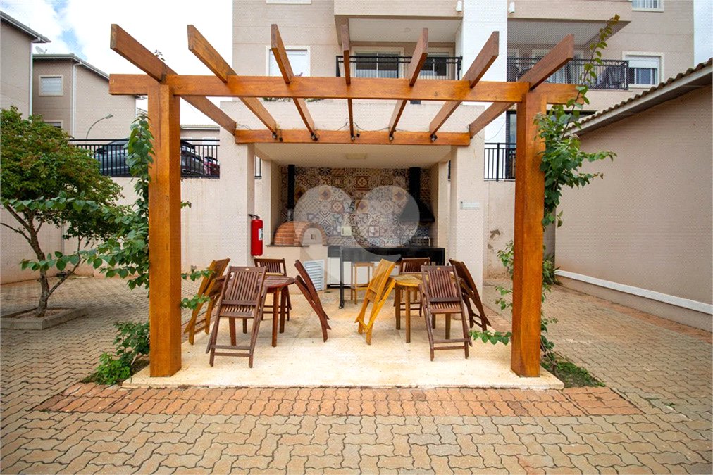 Apartamento à venda com 3 quartos, sendo 1 suíte, em Bairro do Cambará, São Roque, SP
