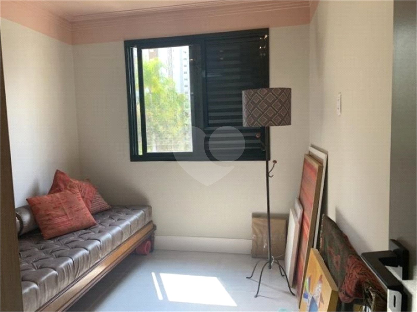 Apartamento à venda com 3 quartos, sendo 1 suíte,  em Cidade São Francisco, São Paulo, SP