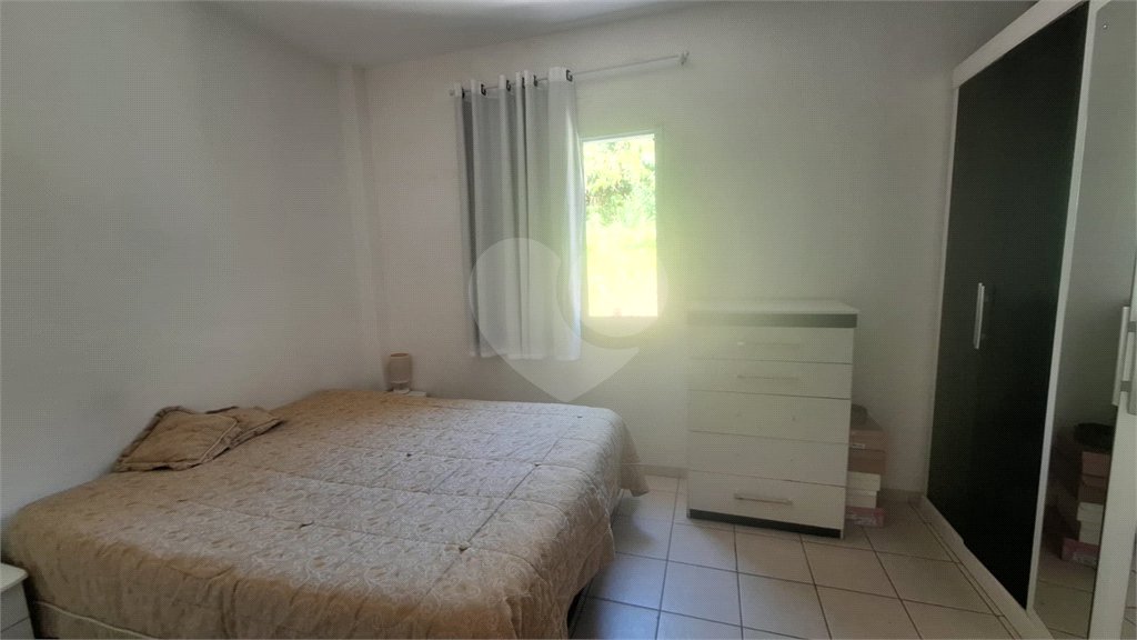 Casa à venda com 2 quartos no condomínio Karolyne, Votorantim - SP