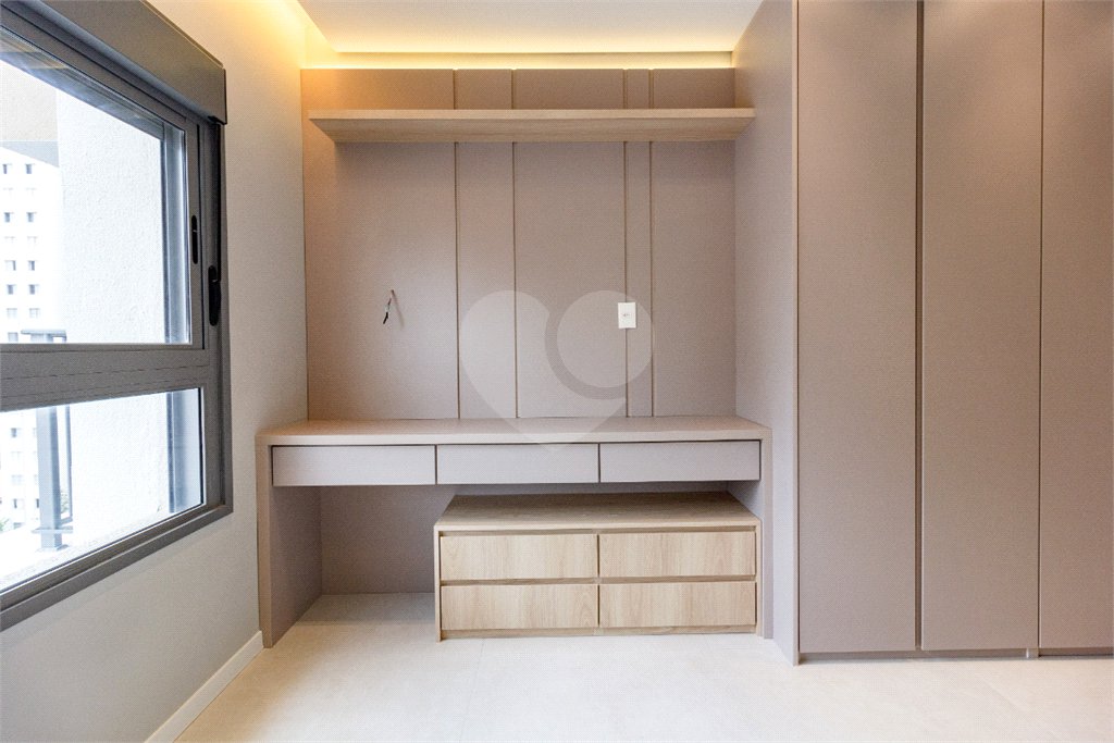 Apartamento à venda com 3 quartos, sendo 2 suítes, em Brooklin, São Paulo, SP