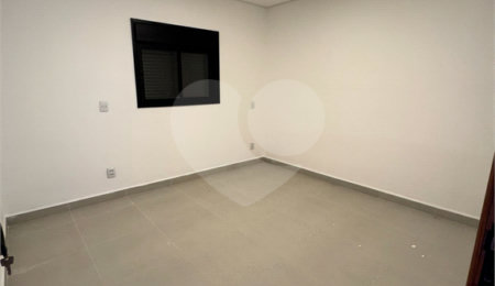 Casa Térrea à venda com 3 quartos, sendo 1 suíte,  em Loteamento Parque Residencial Serras de Atibaia II, Atibaia, SP