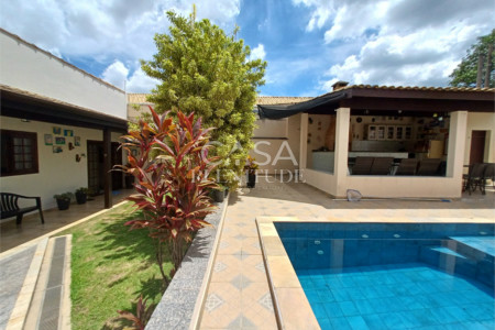Casa Térrea à venda com 3 quartos, sendo 1 suíte, em Jardim Bandeirantes, Sorocaba, SP