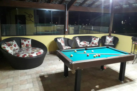 Casa à venda com 8 quartos, sendo 2 suítes,  em Jardim Estância Brasil, Atibaia, SP