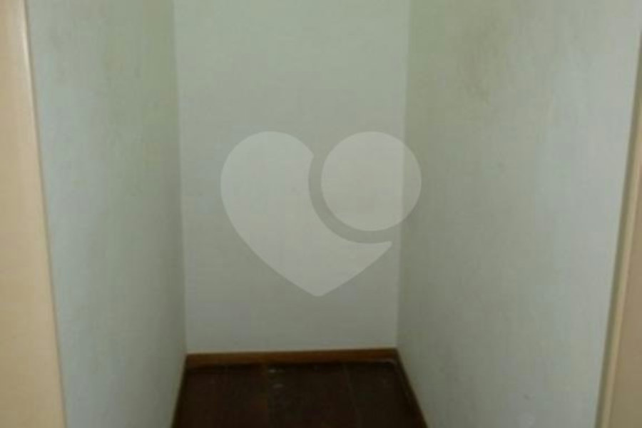 Casa Térrea à venda com 6 quartos em Vila Maria, São Paulo, SP