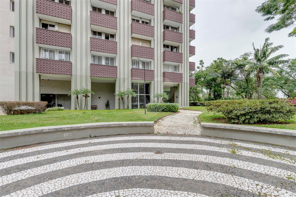 Apartamento à venda com 4 suítes em Jardim Marajoara, São Paulo, SP