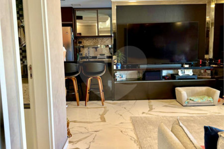 Apartamento à venda com 2 quartos, sendo 1 suíte,  em Chácara Flora, São Paulo, SP
