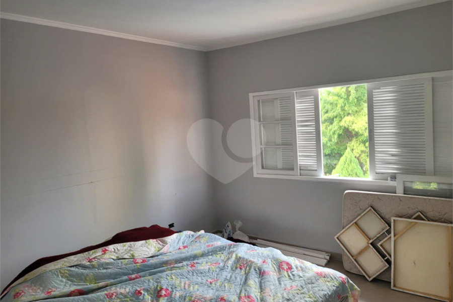 Casa à venda com 3 quartos, sendo 2 suítes, em Vila Paulicéia, São Paulo, SP