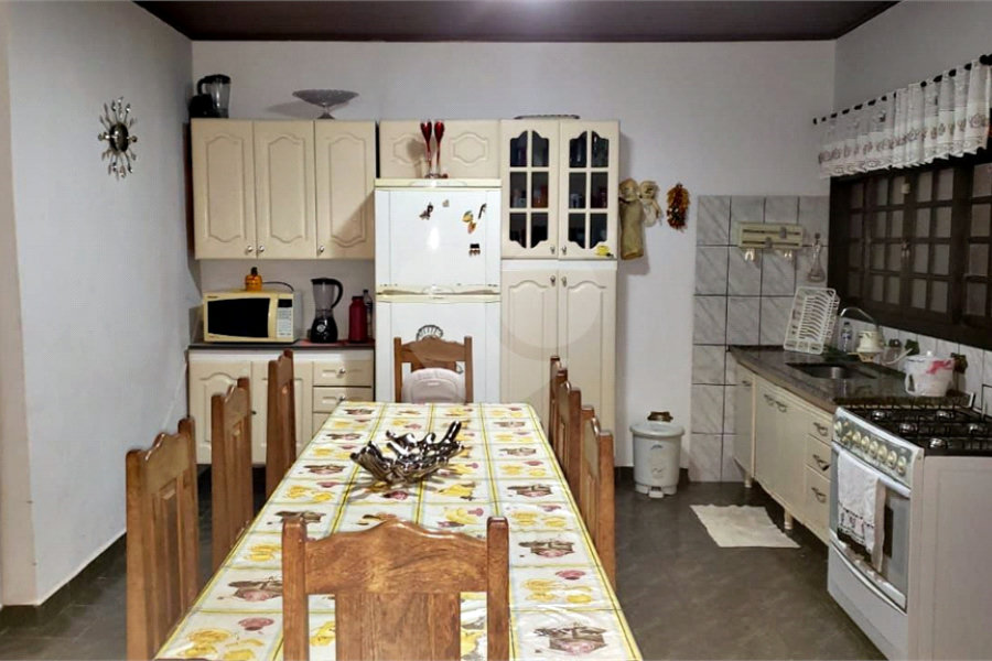 Sítio à venda com 6 quartos em Pavão (canguera), São Roque, SP