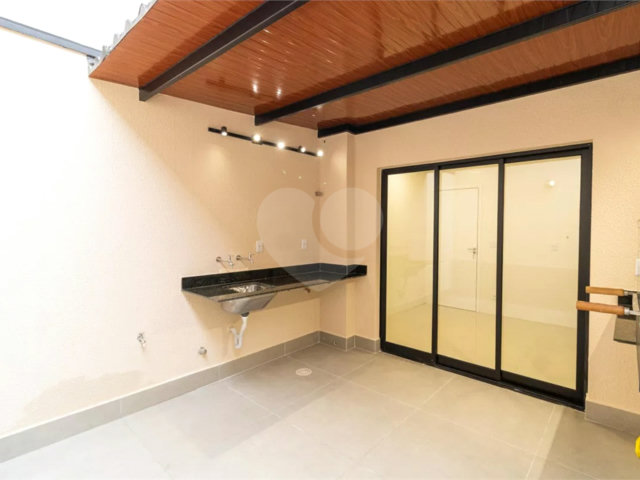 Sobrado à venda com 3 quartos, sendo 1 suíte,  em Vila Guilherme, São Paulo, SP