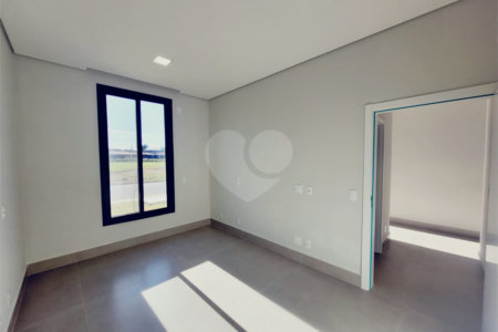 Casa à venda com 4 quartos, sendo 3 suítes, no condomínio Villa Sapezal, Indaiatuba - SP
