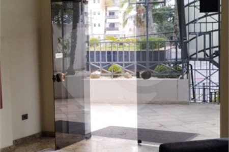 Apartamento à venda com 3 quartos, sendo 2 suítes,  em Vila Oliveira, Mogi das Cruzes, SP