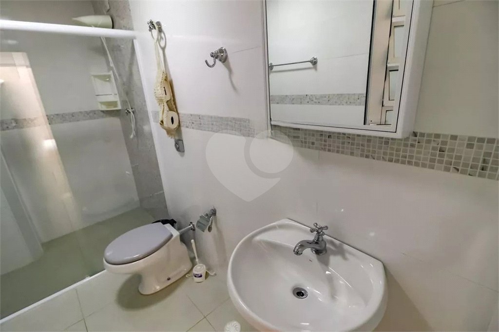 Sobrado à venda com 4 quartos, sendo 1 suíte,  em Vila Sônia, São Paulo, SP