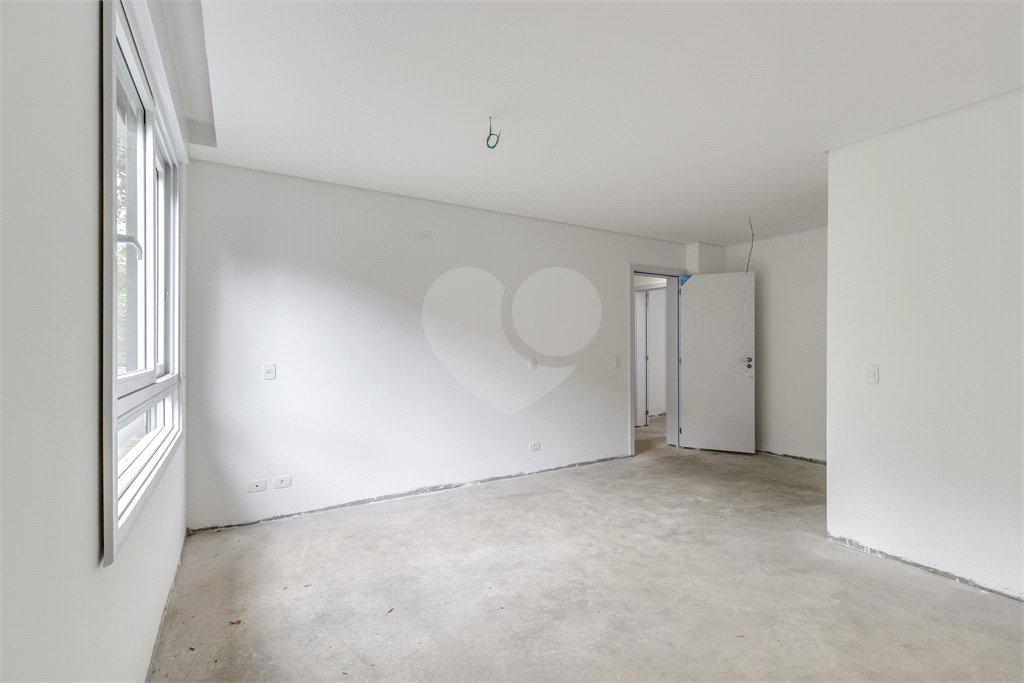 Casa à venda com 4 suítes no condomínio Venezia, São Paulo - SP