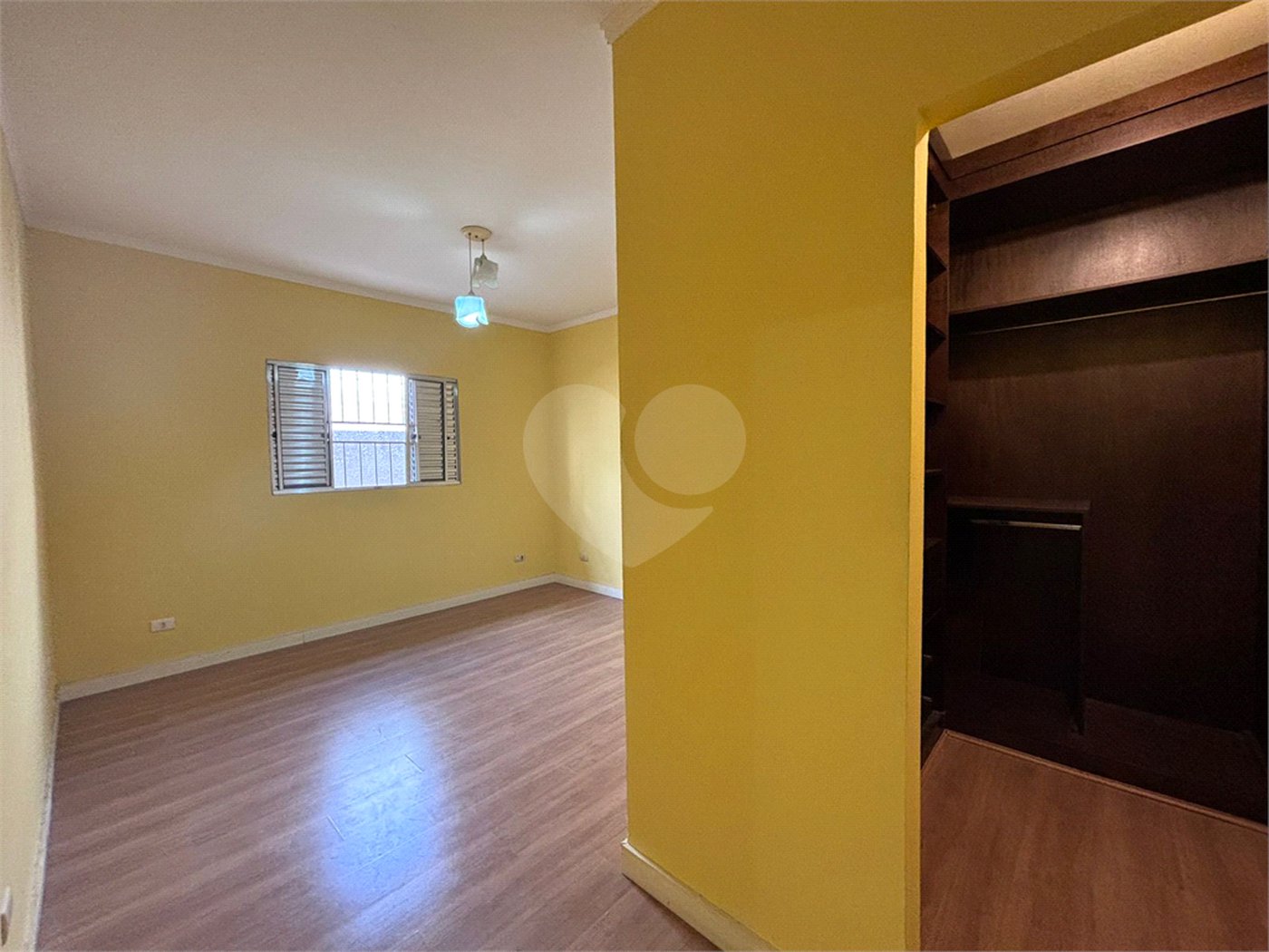 Casa à venda com 2 quartos, sendo 1 suíte, em Nova Cerejeira, Atibaia, SP