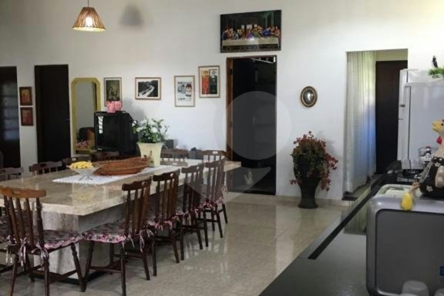 Casa à venda com 3 suítes no condomínio Alpes Caieras, Caieiras - SP