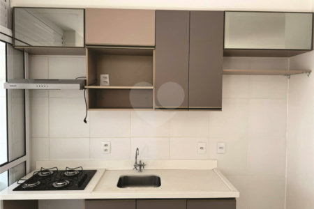 Apartamento à venda com 2 quartos, sendo 1 suíte, em Vila Marina, São Paulo, SP