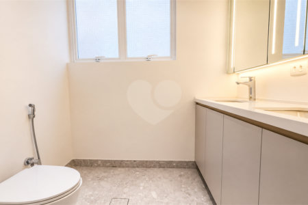 Apartamento à venda com 3 quartos, sendo 1 suíte, em Jardim Paulista, São Paulo, SP
