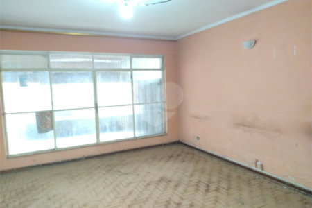 Casa Térrea à venda com 3 quartos em Vila Mariza Mazzei, São Paulo, SP