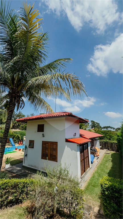 Casa à venda com 4 suítes no condomínio Monte Belo, Salto - SP