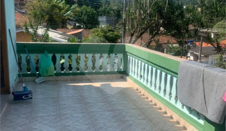 Sobrado à venda com 4 quartos, sendo 2 suítes, em Horto, São Paulo, SP