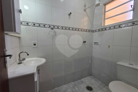 Casa à venda com 3 quartos, sendo 2 suítes, em Jardim Santo Antônio, Valinhos, SP