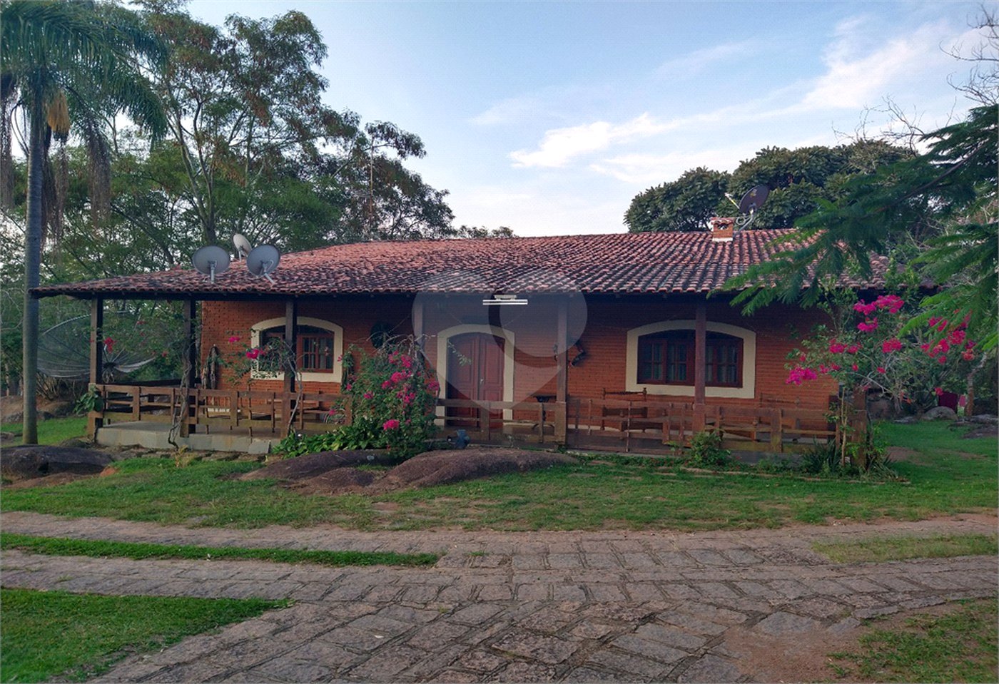 Sítio à venda com 4 quartos, sendo 2 suítes,  em Pimenta, Indaiatuba, SP