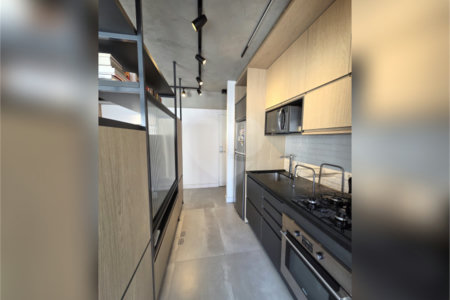 Apartamento à venda ou para alugar com 3 quartos, sendo 1 suíte,  em Vila Olímpia, São Paulo, SP