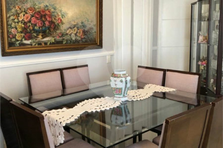 Apartamento à venda com 3 quartos, sendo 1 suíte, em Vila Azevedo, São Paulo, SP