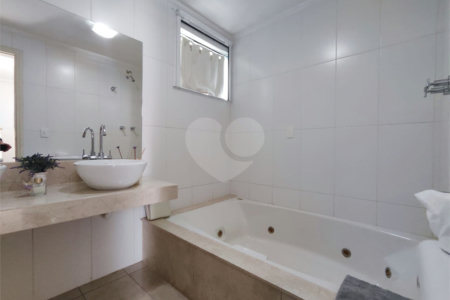 Apartamento à venda com 3 suítes em Jardim Faculdade, Sorocaba, SP