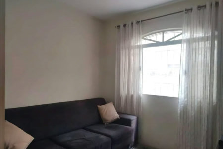 Sobrado à venda com 3 quartos, sendo 1 suíte, em Jardim Ester, São Paulo, SP