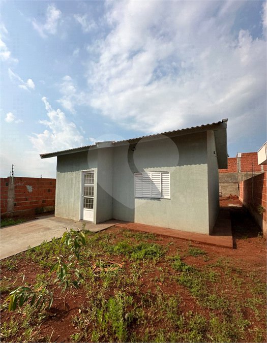 Casa à venda com 2 quartos em Residencial Solaris, Ponta Porã, MS