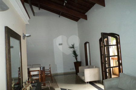 Sobrado à venda com 3 quartos, sendo 1 suíte, em Jardim Franca, São Paulo, SP