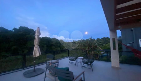 Casa à venda com 4 quartos, sendo 3 suítes,  no condomínio Vale da Santa Fé, Vinhedo - SP