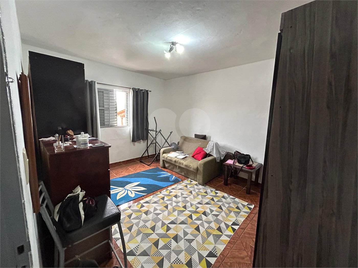 Sobrado à venda com 6 quartos, sendo 1 suíte,  em Vila do Encontro, São Paulo, SP