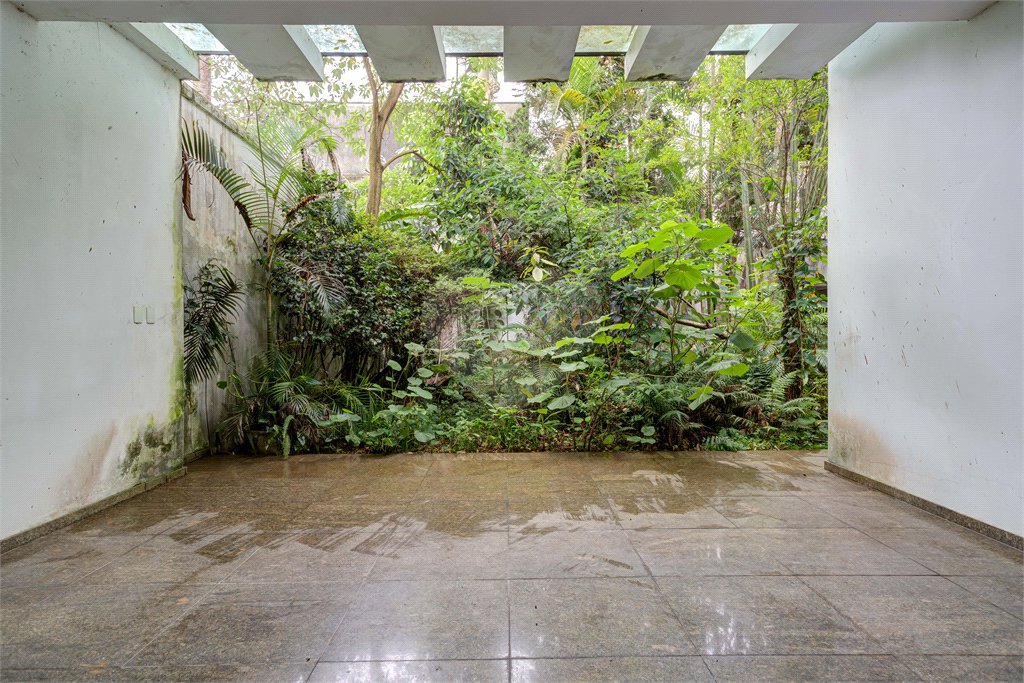 Casa à venda com 5 suítes em Jardim Prudência, São Paulo, SP