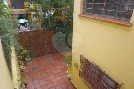 Sobrado à venda com 3 quartos, sendo 2 suítes, em Indianópolis, São Paulo, SP