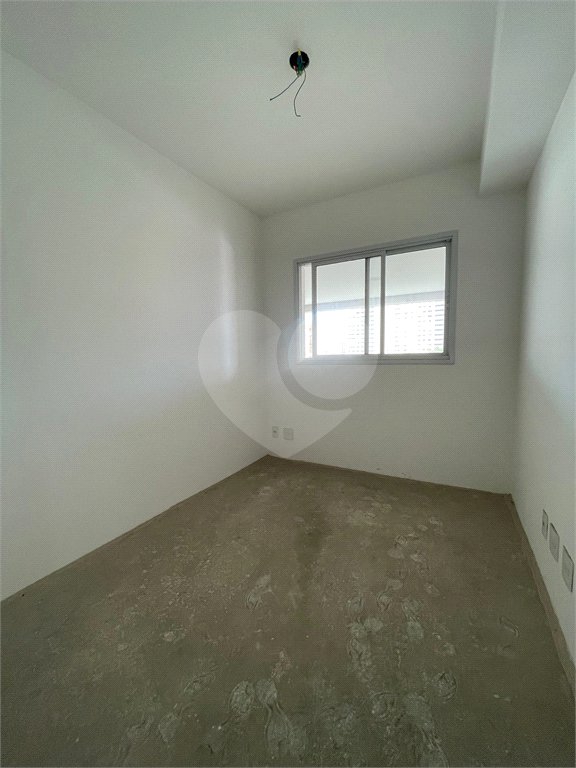 Apartamento à venda com 3 quartos, sendo 1 suíte, em Aclimação, São Paulo, SP
